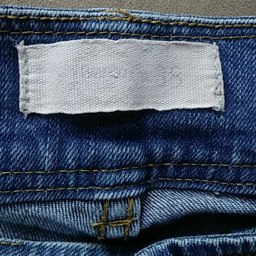 Jean - Picture 2 of 4
